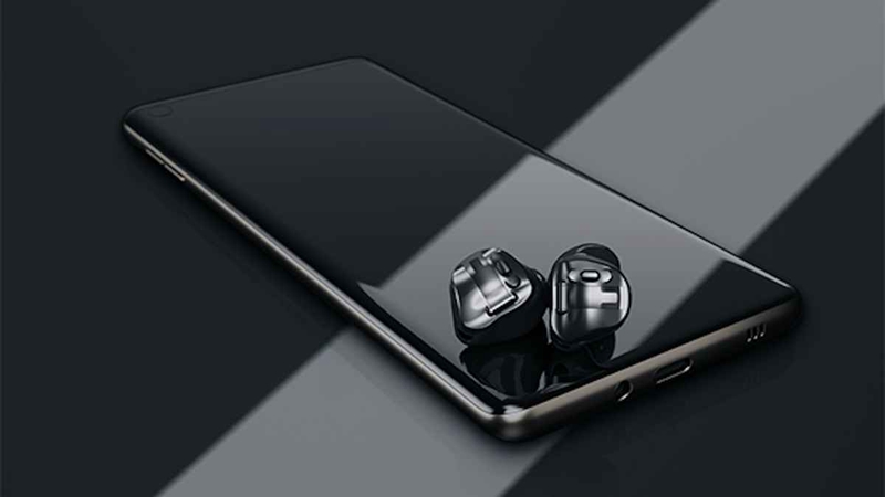 Phonak Virto Black With Phone