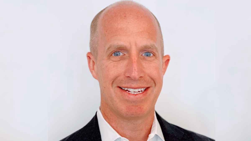 Mike Houshoulder of xMEMS.